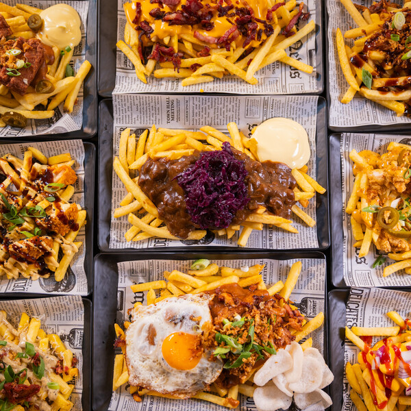 Welkom bij <br>Cafetaria de Klein  <br>in Wanssum